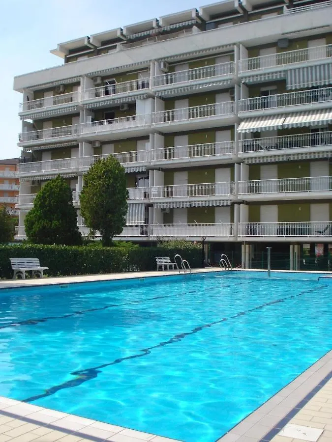 Relax In A Our Pool View Apartment - Beahost Porto Santa Margherita 0*,