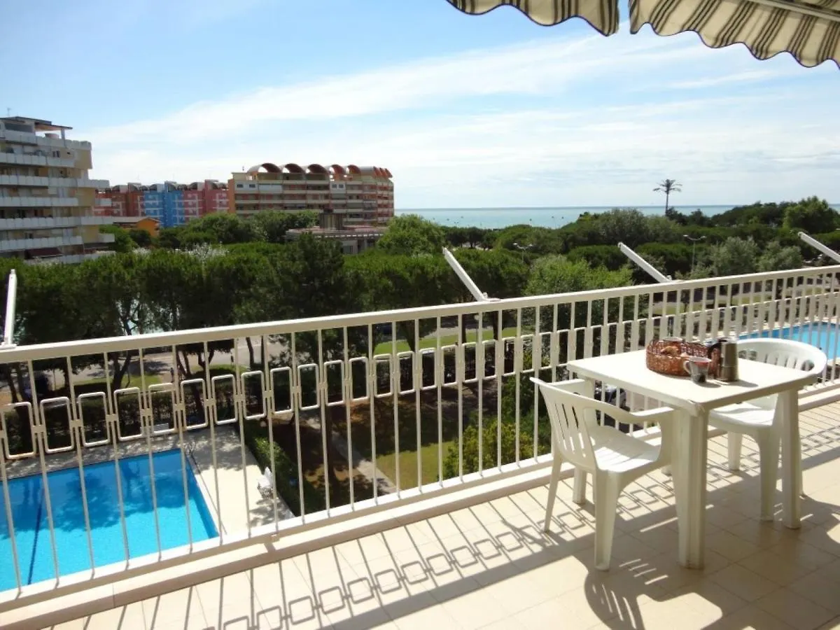 Relax In A Our Pool View Apartment - Beahost Porto Santa Margherita 0*,  Italia